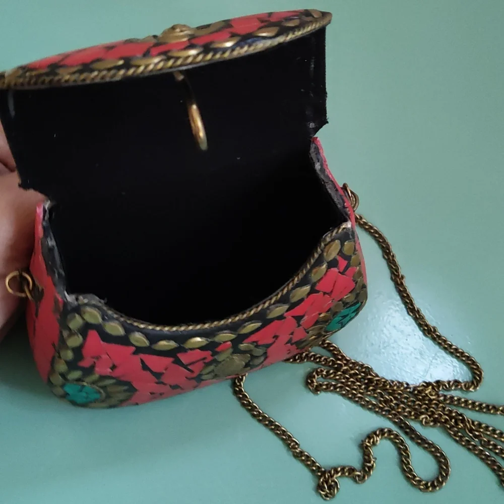 Purse - Picture 2 of 13